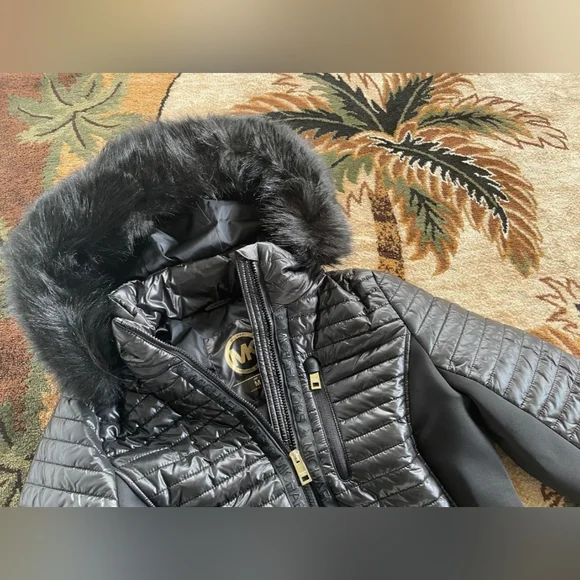 NWT Stunning Michael Kors Black MK Puffer Coat Plush Fur Designer Jacket S - 3X - Picture 2 of 14
